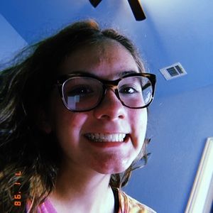 Meet your Posher, Emma